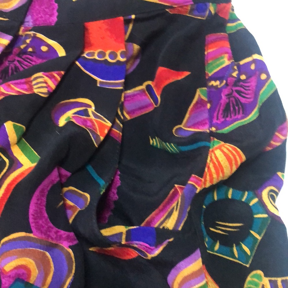 Vintage JMS Collection Washable Silk Shorts - Picture 4 of 8